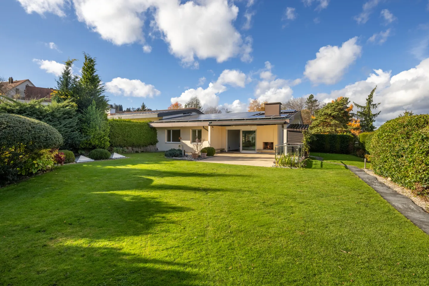 Maison 6.5 pièces - Photo 2 sur 9