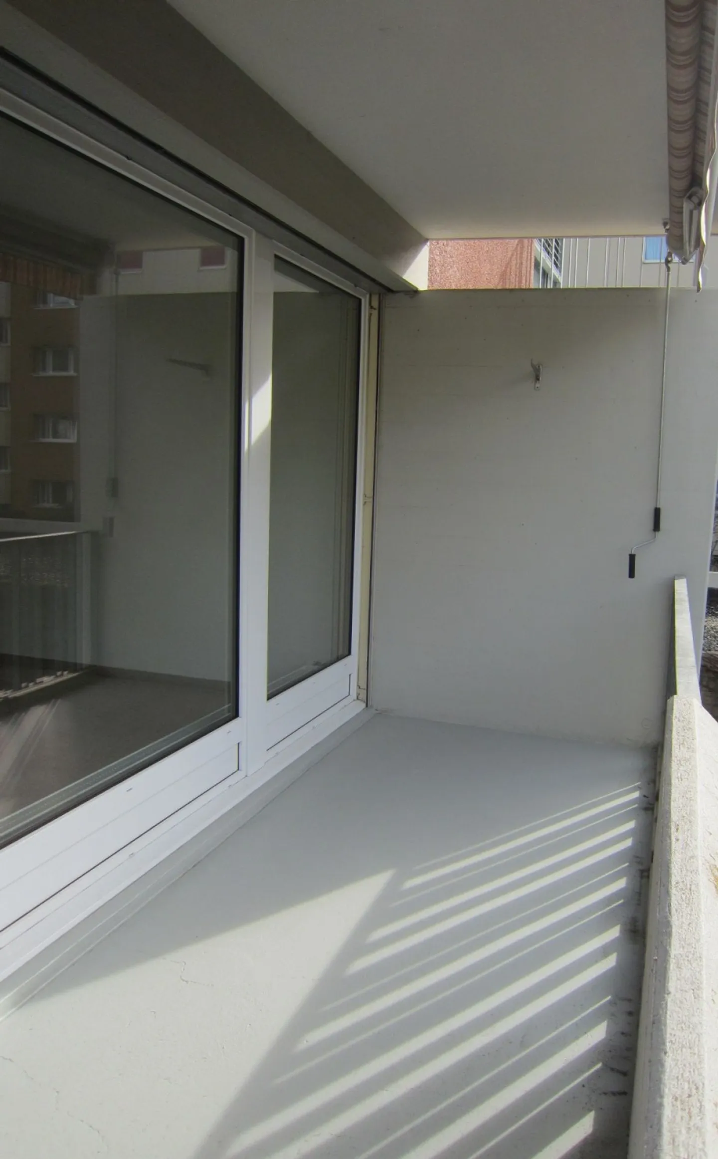 Spacious 2.5-room apartment near the train station - Photo 7 of 8