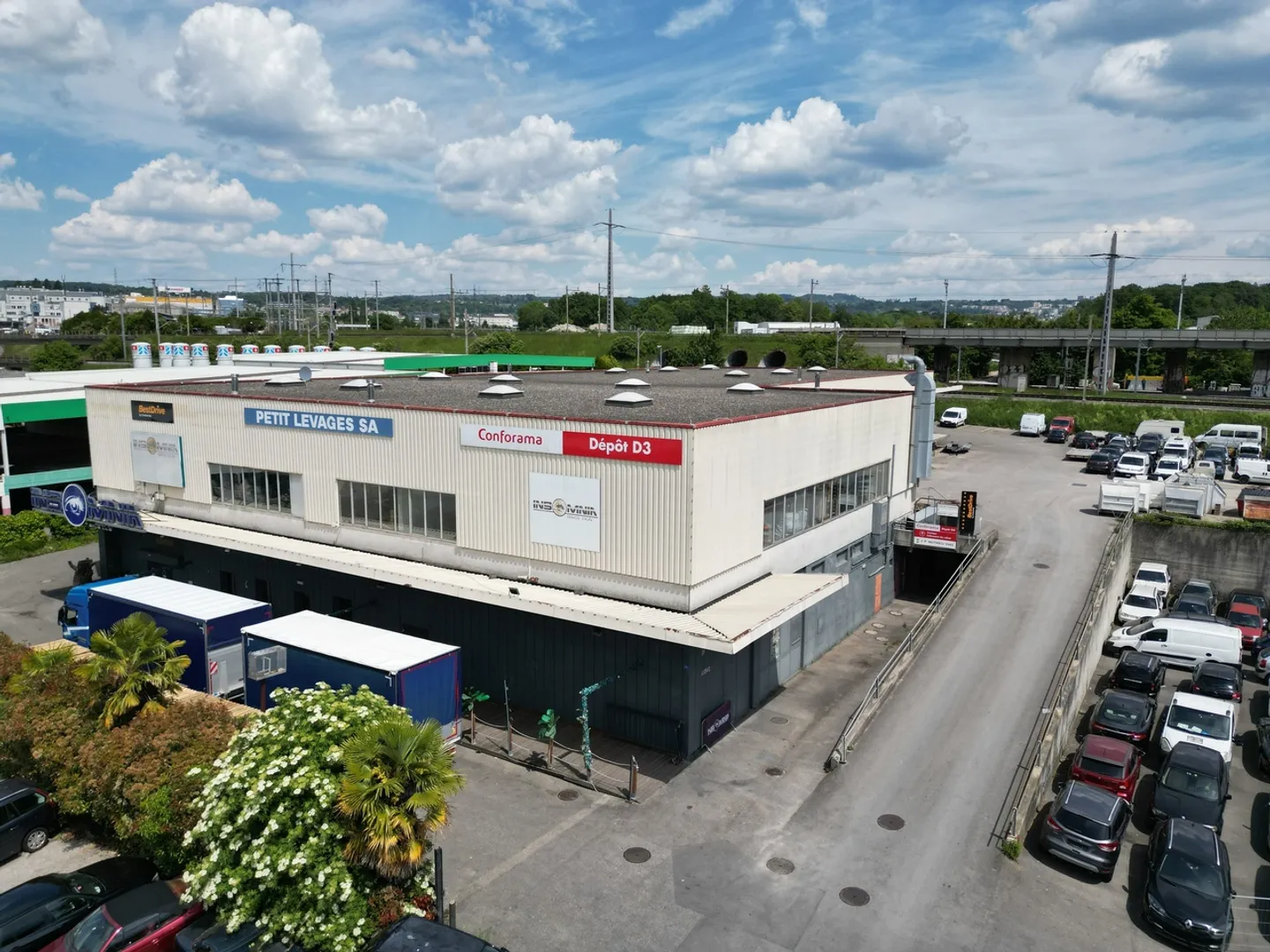 Commercial space - High potential - Good location with visibility - Photo 1 of 4