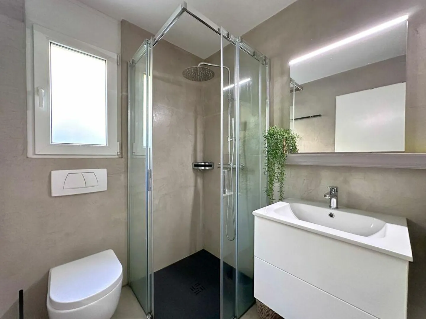 Bellissimo appartamento di 4.5 locali con giardino privato a Tenero: Pace e Comfort - Foto 12 di 12