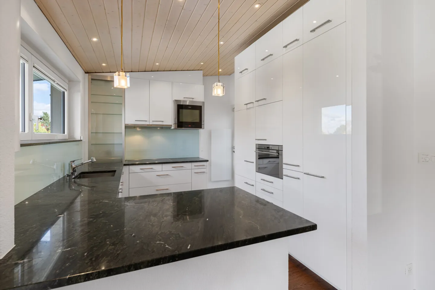 Maison 6.5 pièces - Photo 5 sur 9