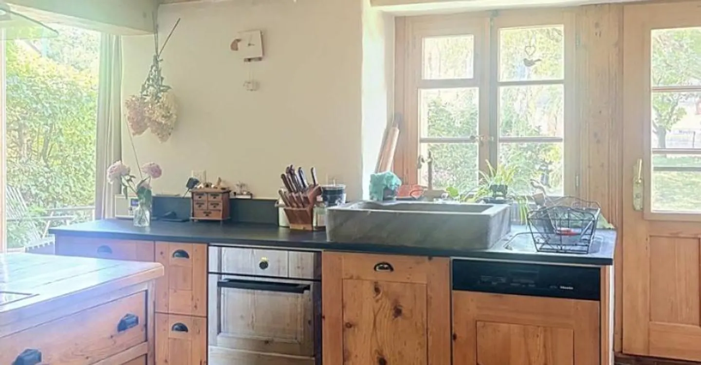 Charming Farmhouse in Broye-Vully - Photo 3 of 12