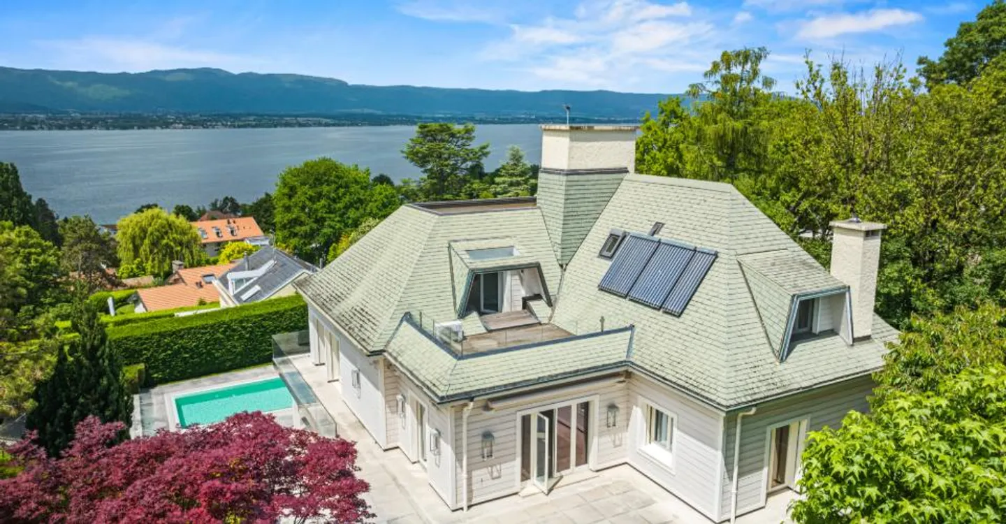 Prachtvolle Villa mit Seeblick - Foto 2 von 27