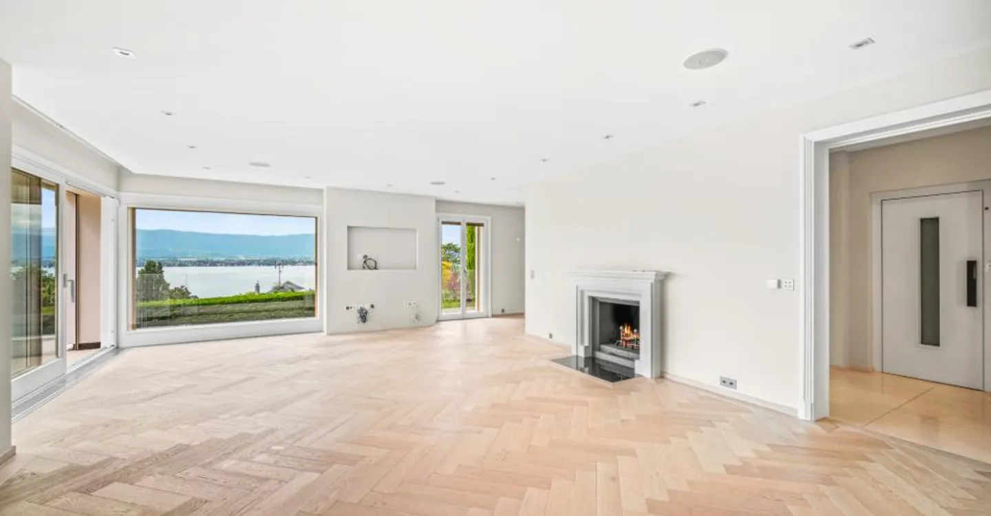 Prachtvolle Villa mit Seeblick - Foto 6 von 27