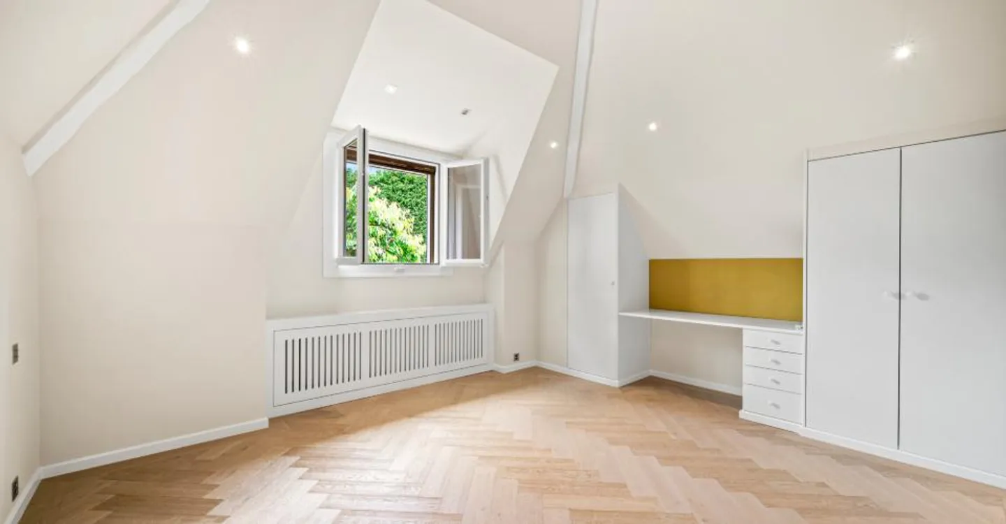 Prachtvolle Villa mit Seeblick - Foto 27 von 27