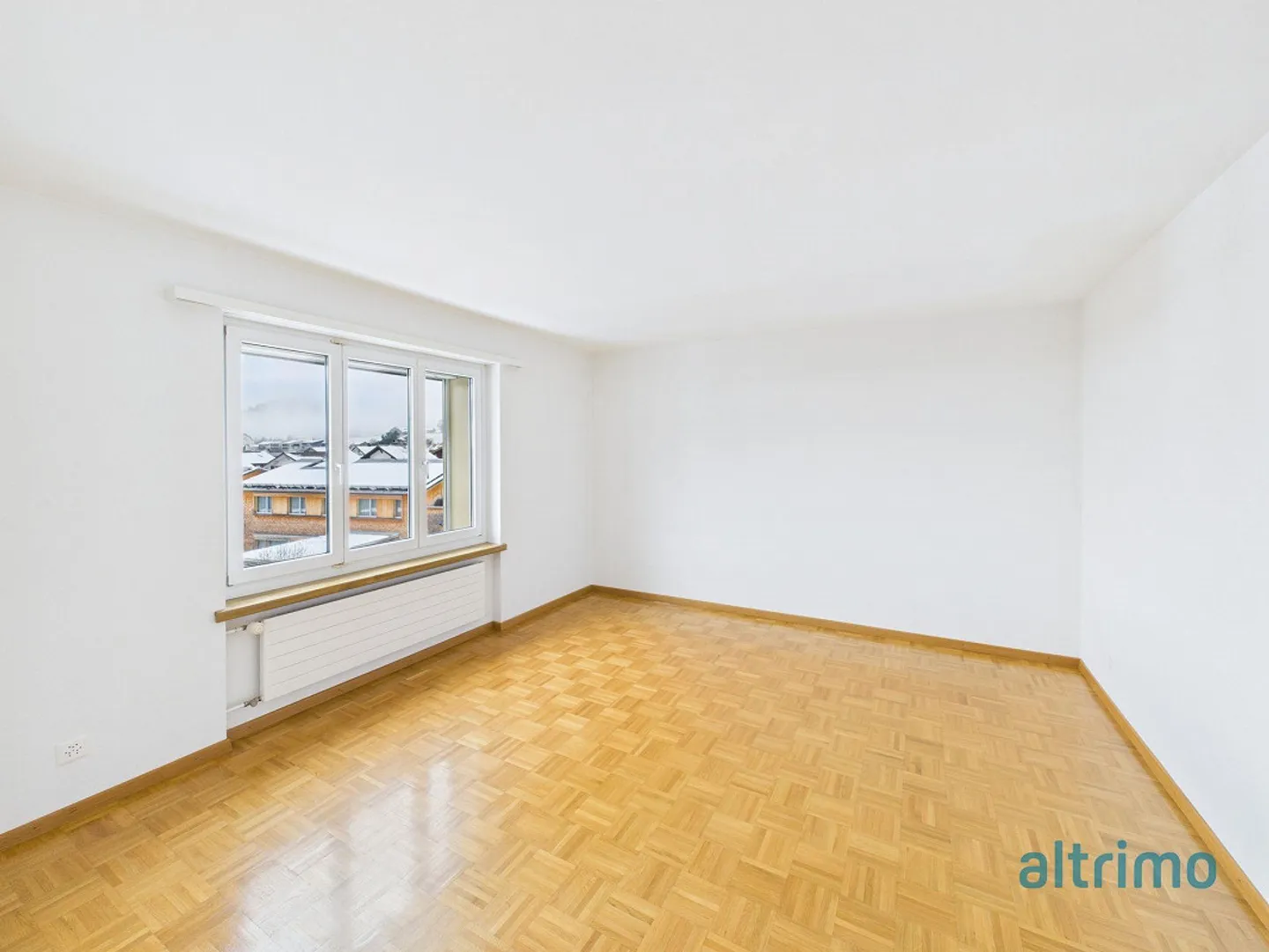 Spacious 4.5-room apartment near the center - Photo 4 of 9