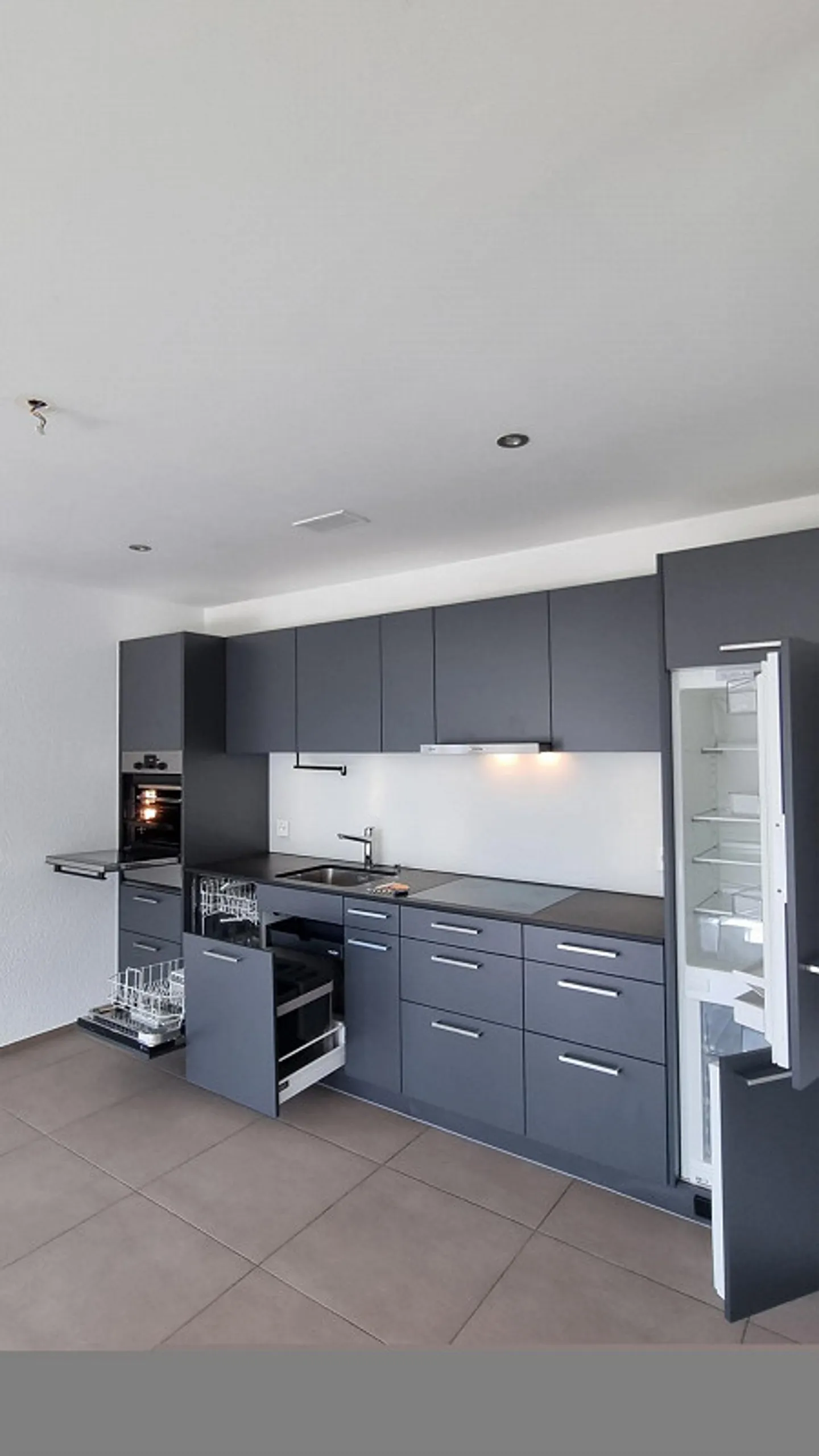 Moderne 2.5 Zimmer-Wohnung - Foto 1 von 5