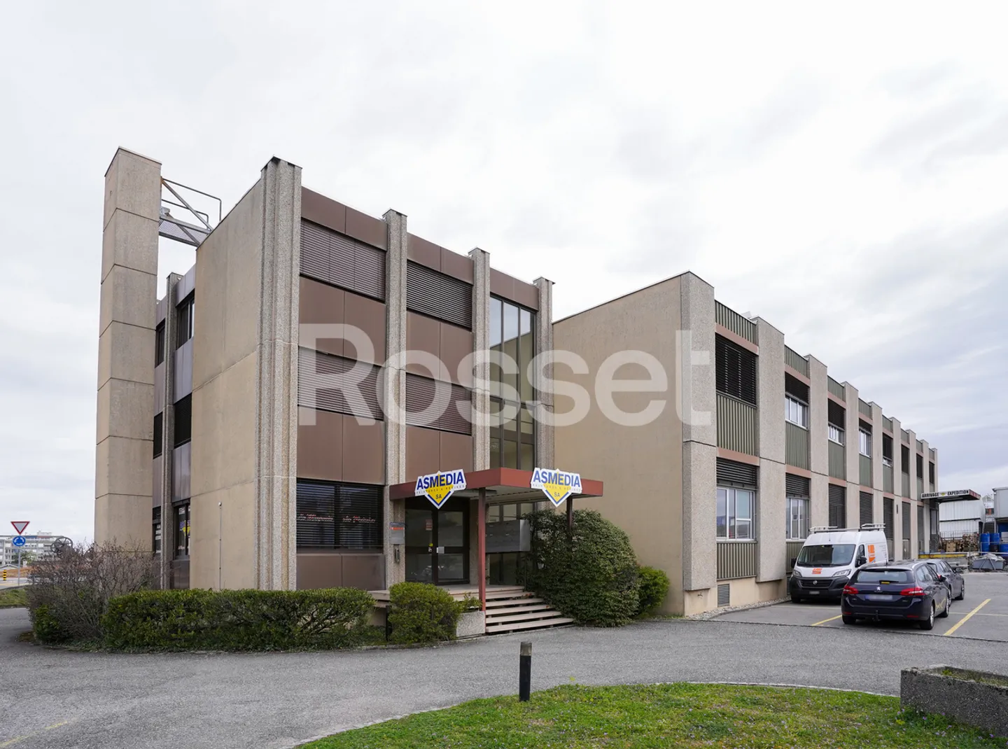 Büros von etwa 22m² im 2. Stock - Foto 2 von 2