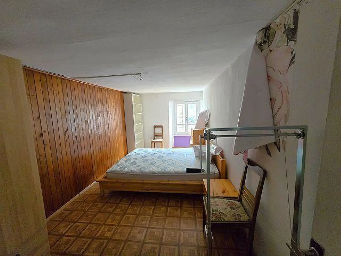 Grande casa di villaggio da ristrutturare in una posizione centrale, tranquilla e soleggiata ... - Foto 8 di 34