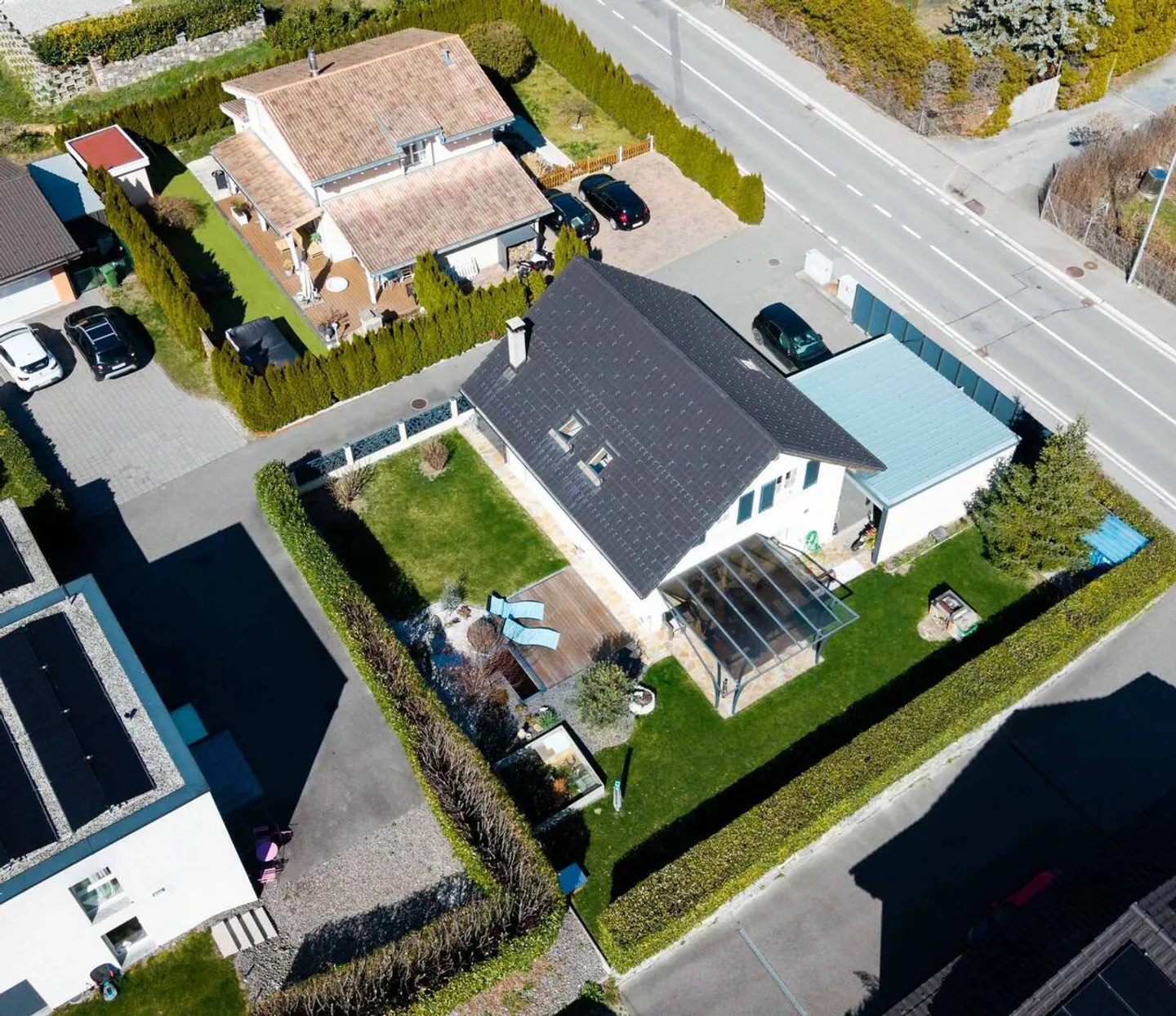 Prächtige Familienvilla mit Garten - Foto 2 von 12