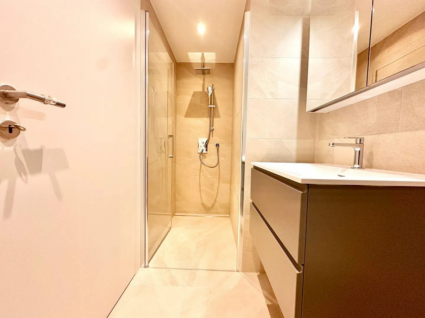 Appartements 3.5 pièces avec jardin privé et vue sur le lac - Tenero - Photo 9 sur 13