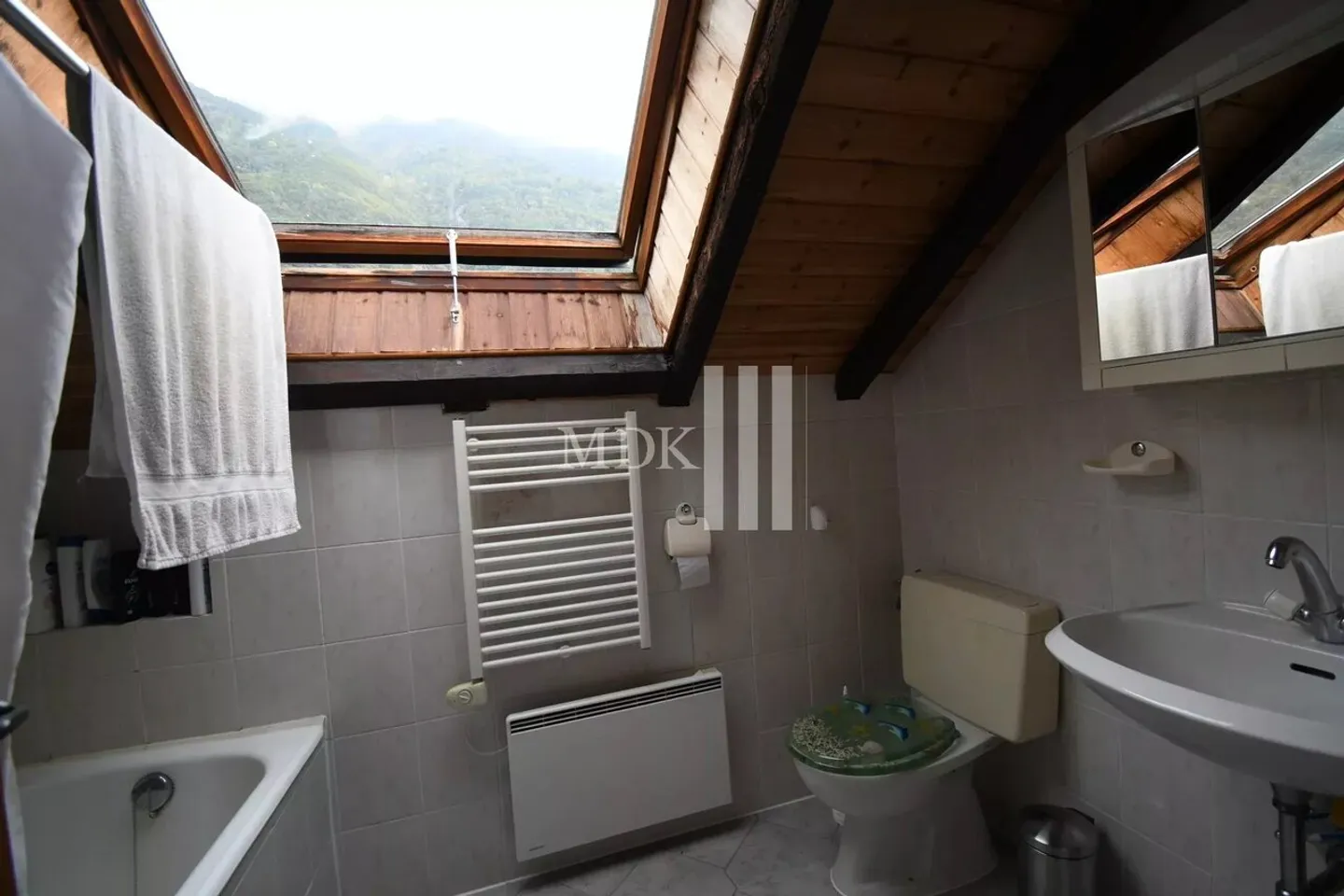 4.0 room duplex apartment for rent in Evionnaz - Photo 8 of 9