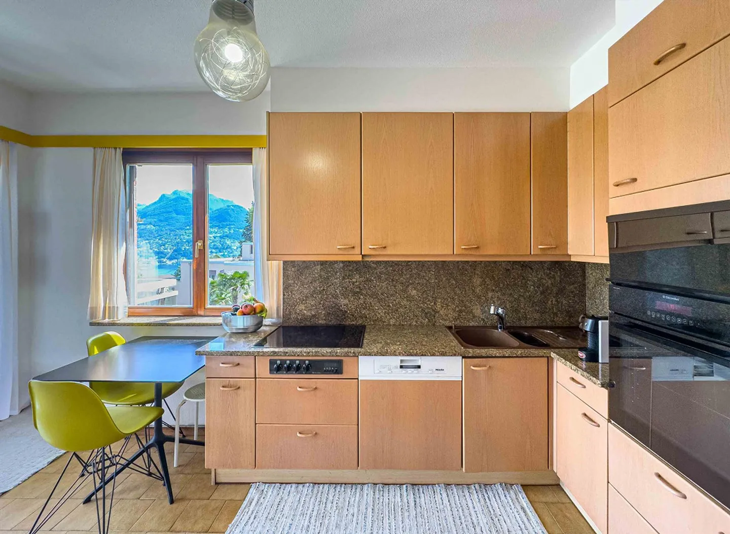 Penthouse 5 rooms with lake view in Pazzallo - Photo 3 of 12