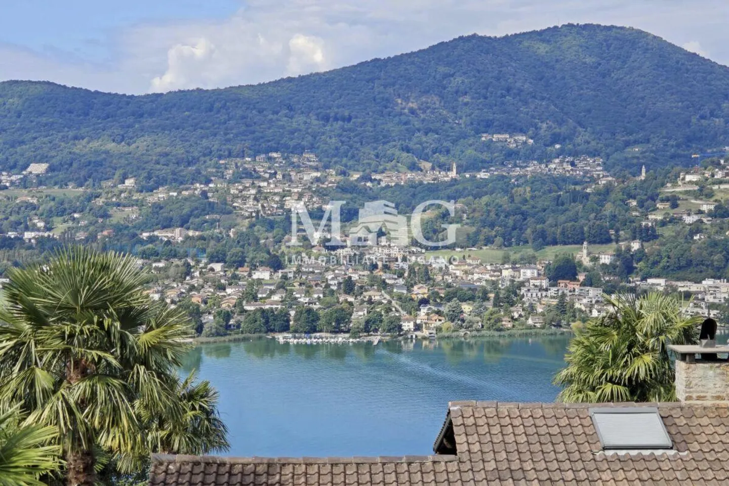 Montagnola, Collina d'Oro: Single-family villa with pool and lake view - Photo 3 of 21