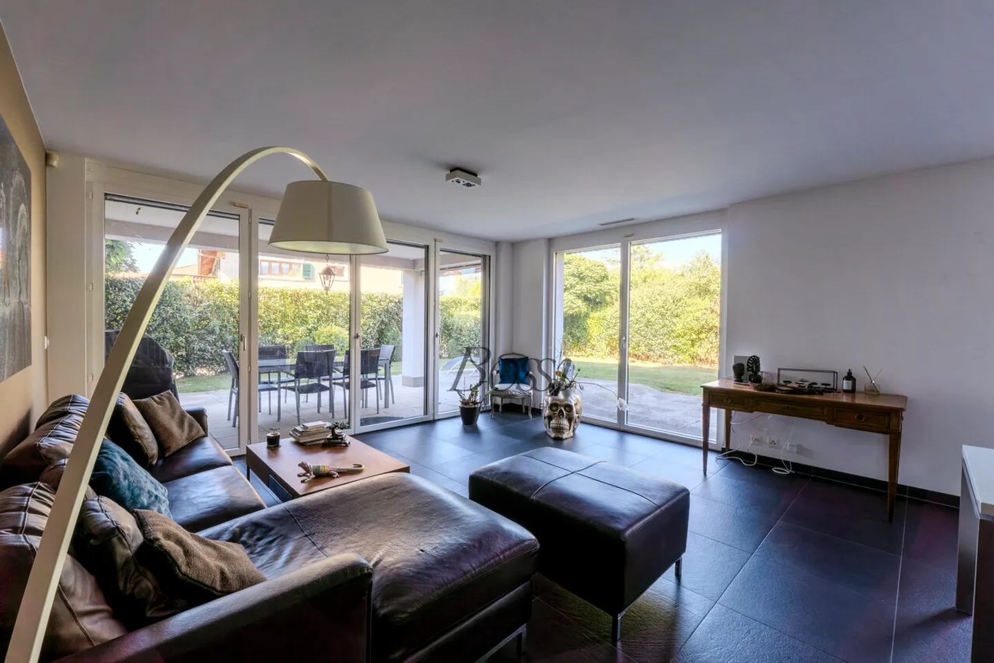 Comfort e Serenità: Appartamento 5 locali con giardino privato - Foto 1 di 11