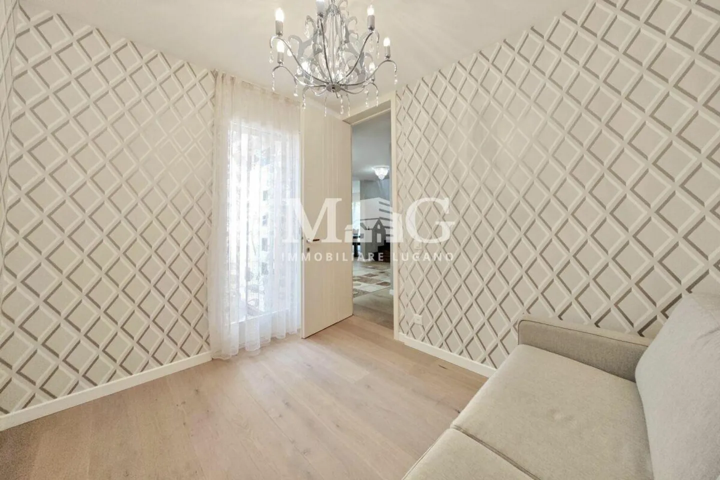 Montagnola, Collina d'Oro: Single-family villa with pool and lake view - Photo 12 of 21