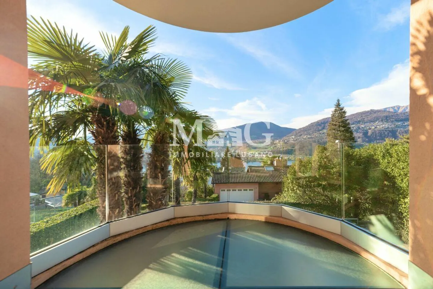 Montagnola, Collina d'Oro: Single-family villa with pool and lake view - Photo 17 of 21