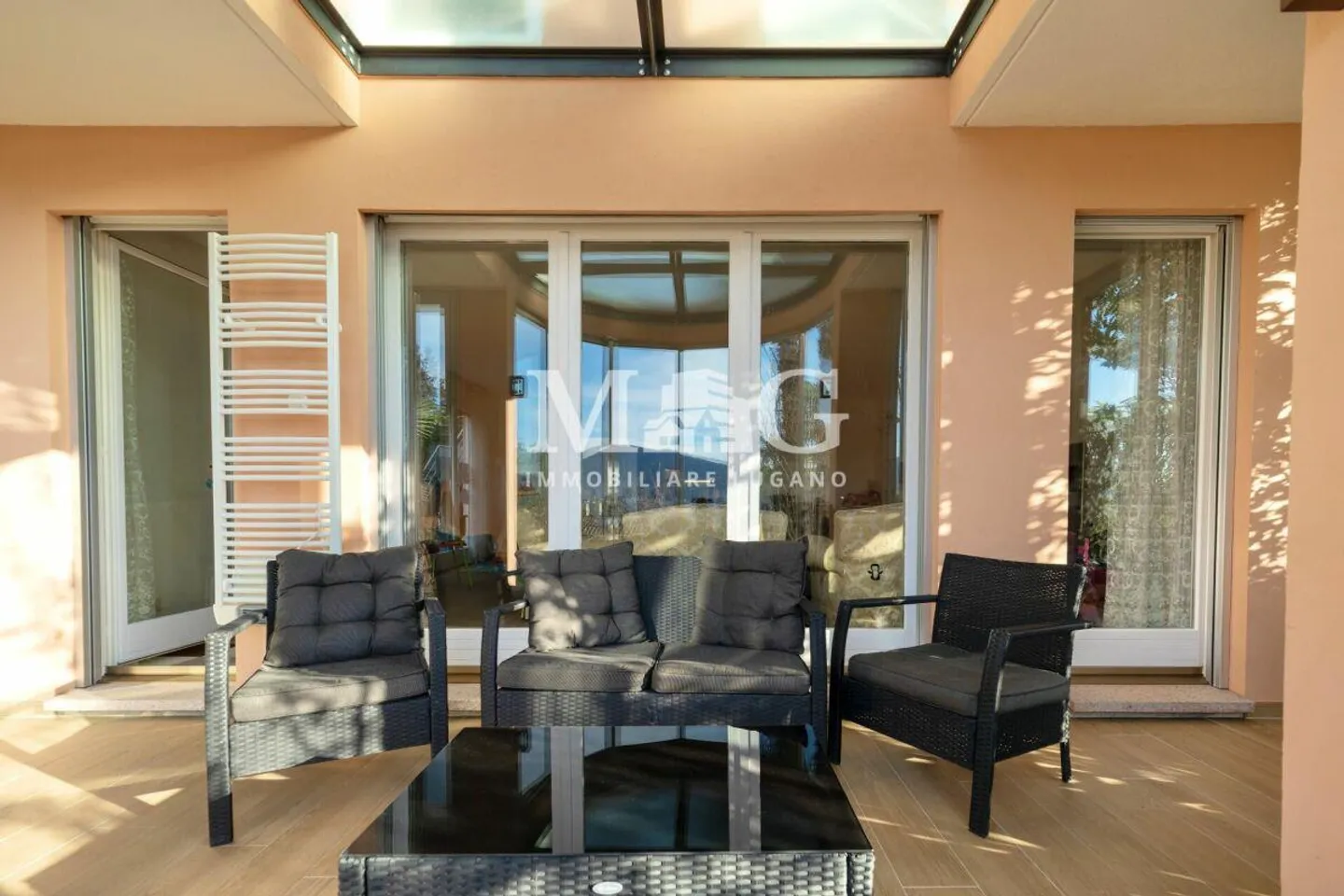 Montagnola, Collina d'Oro: Single-family villa with pool and lake view - Photo 18 of 21