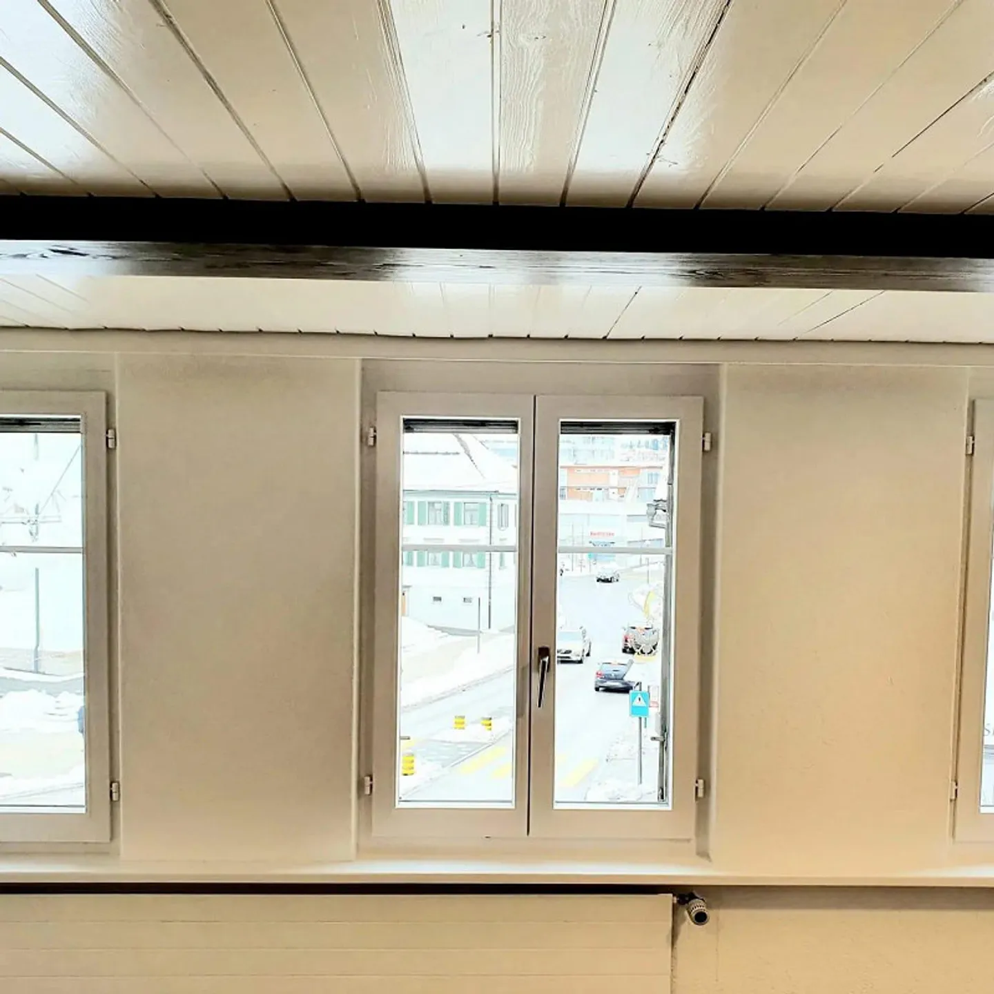 Top renoviert: Stilvolle 2.5 Zimmer-Wohnung im Herzen der Stadt - Foto 7 di 10