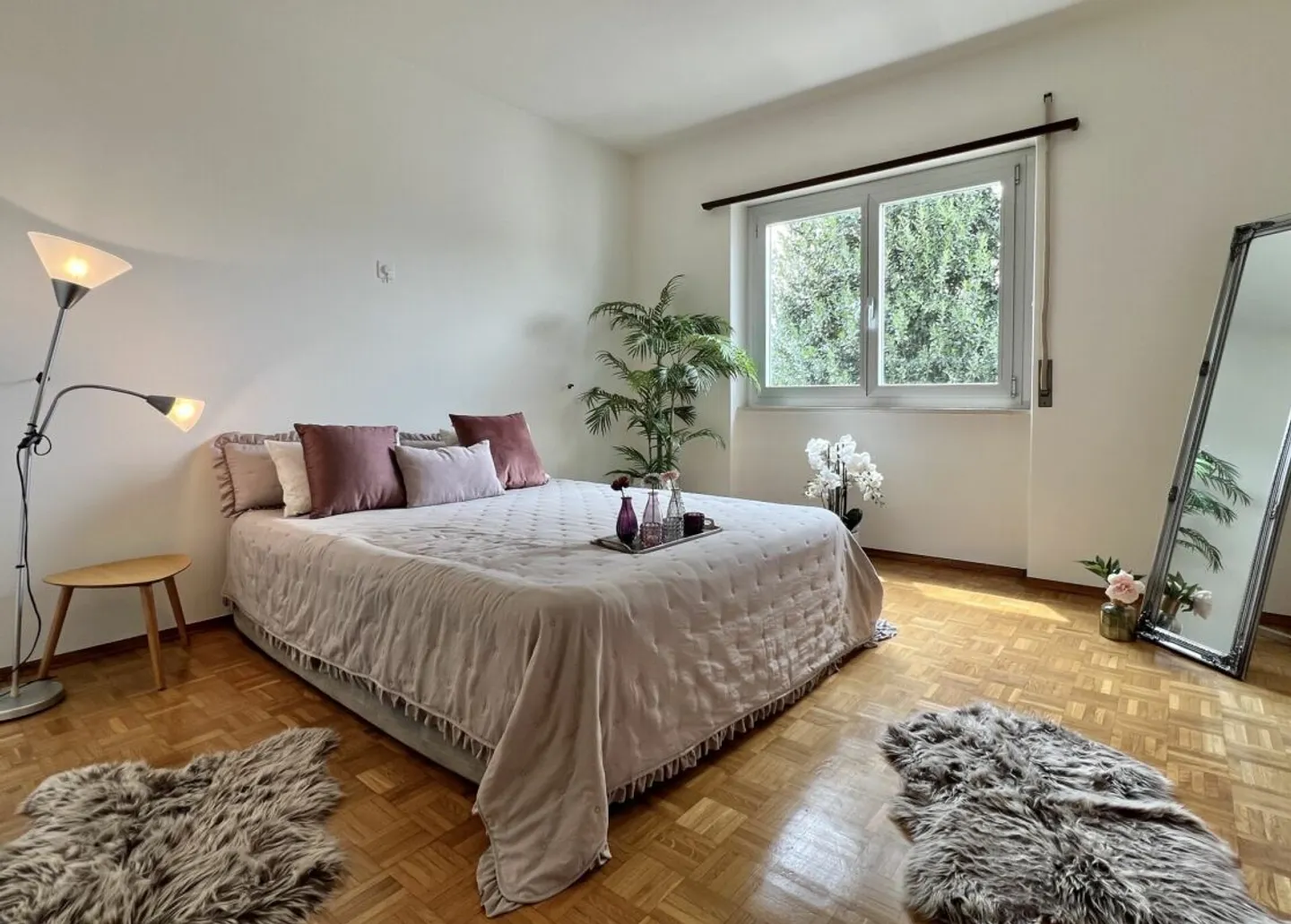 Appartamento 4,5 locali in una casa bifamiliare con vista lago a 180°, grande terrazza solare e giardino privato - Foto 18 di 50