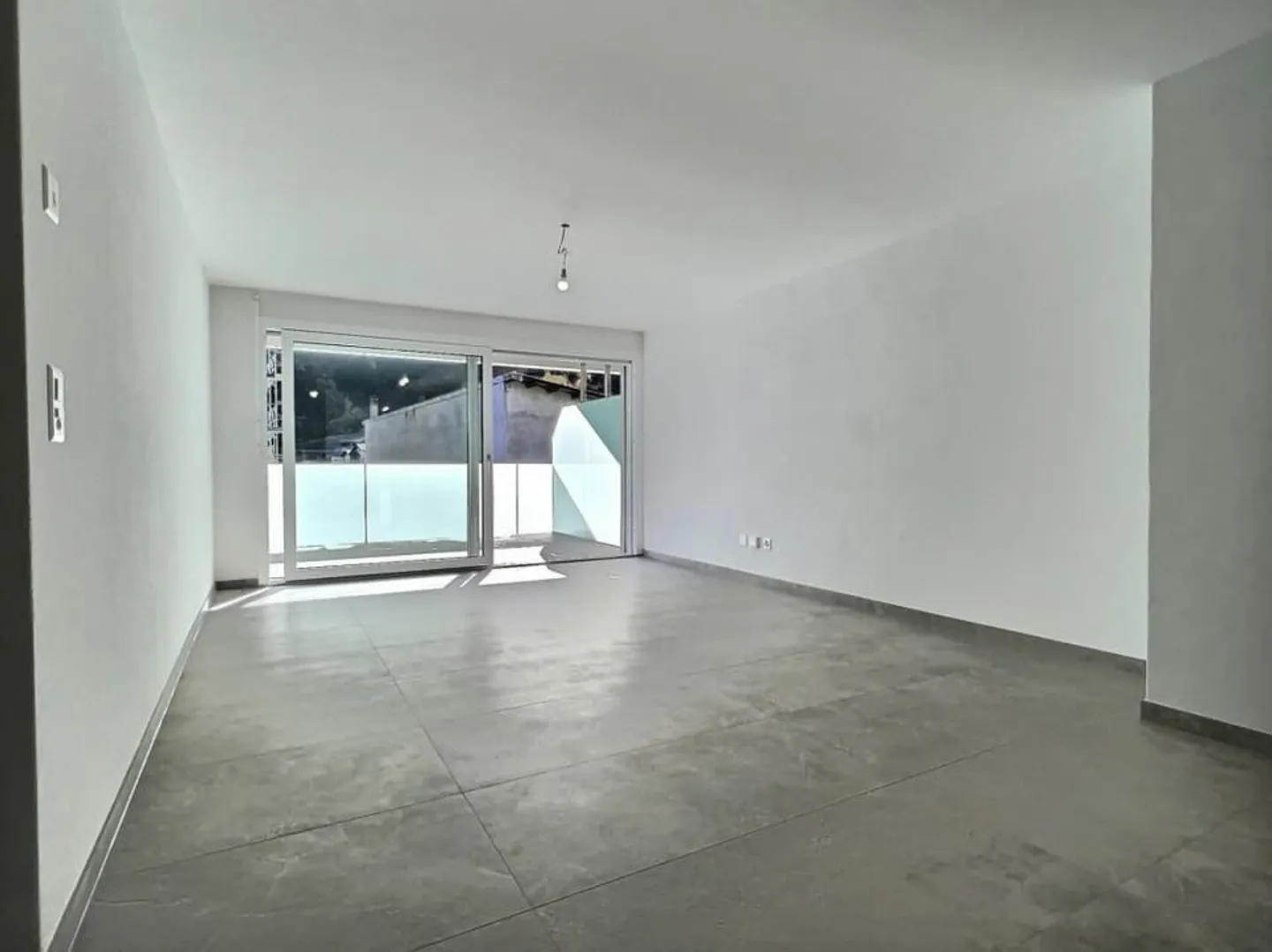 Spacieux 3,5p avec grande terrasse de 30m2 - Foto 10 di 13