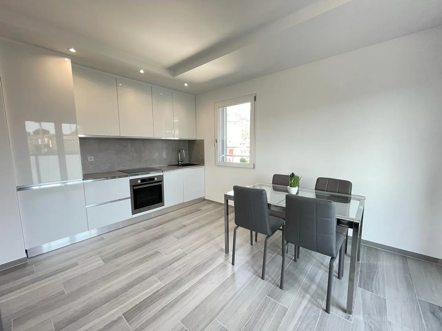 Appartamento moderno a Mendrisio - Foto 1 di 13