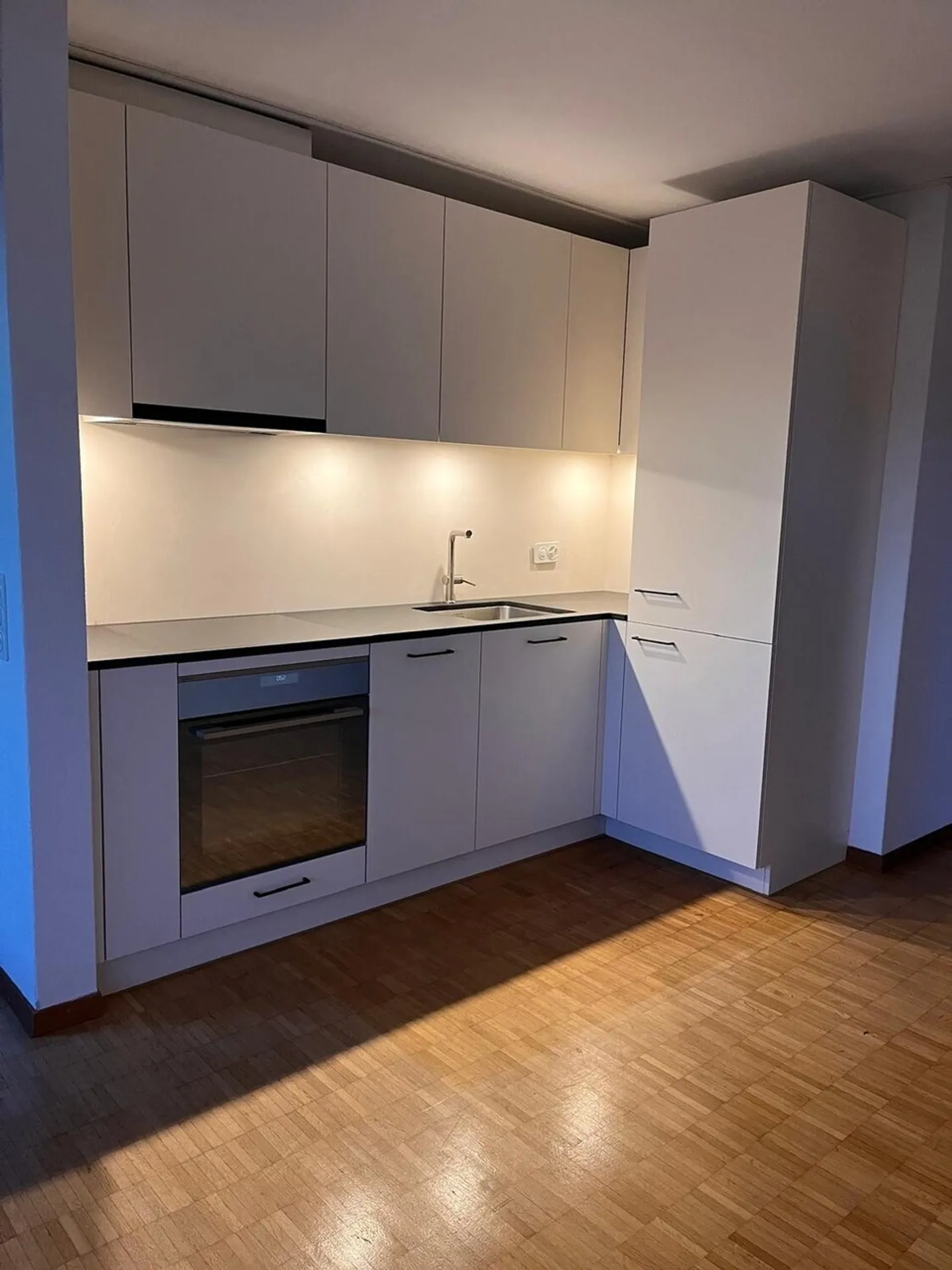 Top renovated apartment in the heart of Lyss - Photo 1 of 3