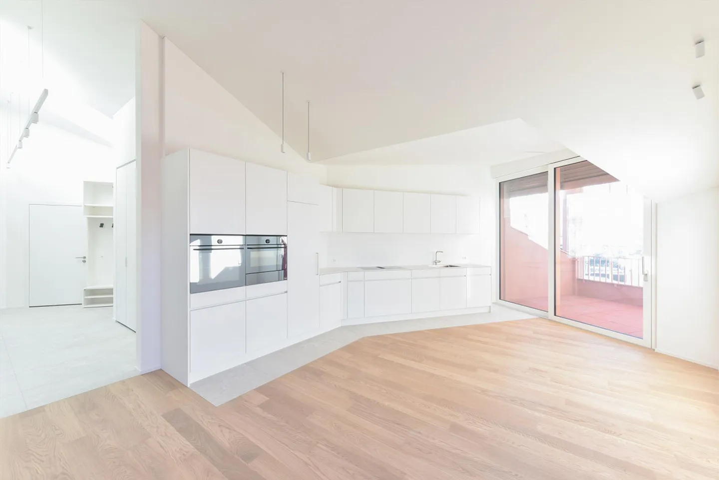 Stilvolles Penthouse mit Aussicht - Foto 2 von 13