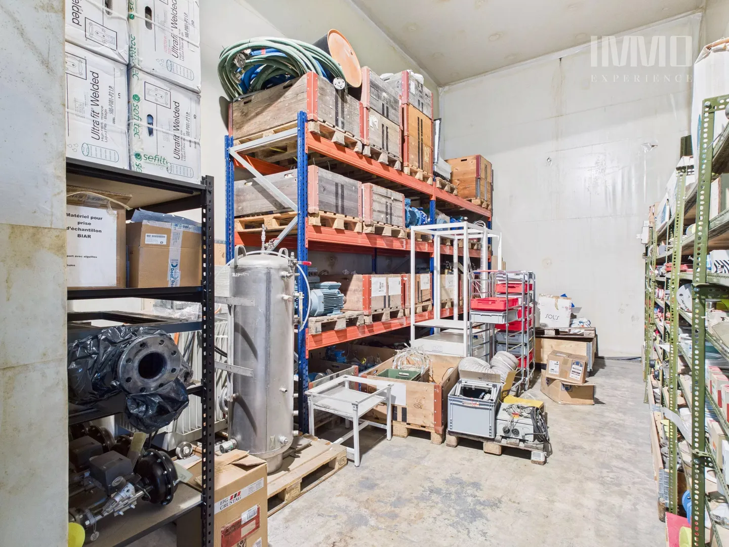 Versatile Commercial Space in Riddes - Photo 6 of 16