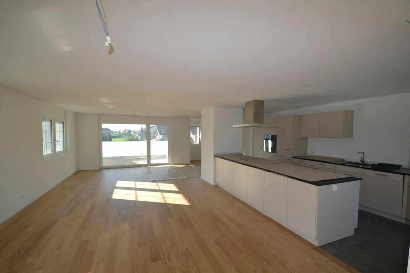 Modernes Apartment in der Natur - Foto 2 von 8