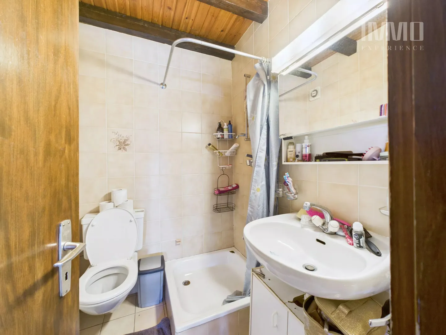 Versatile Commercial Space in Riddes - Photo 16 of 16