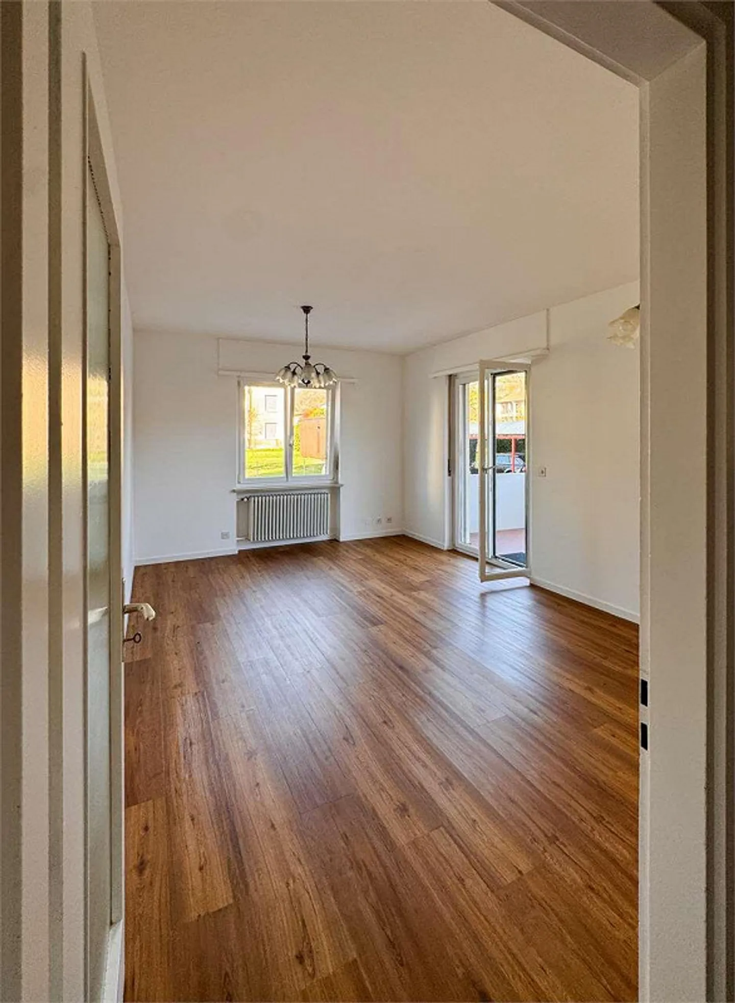 3.5 APPARTEMENT RÉNOVÉ À CASLANO - Photo 1 sur 11