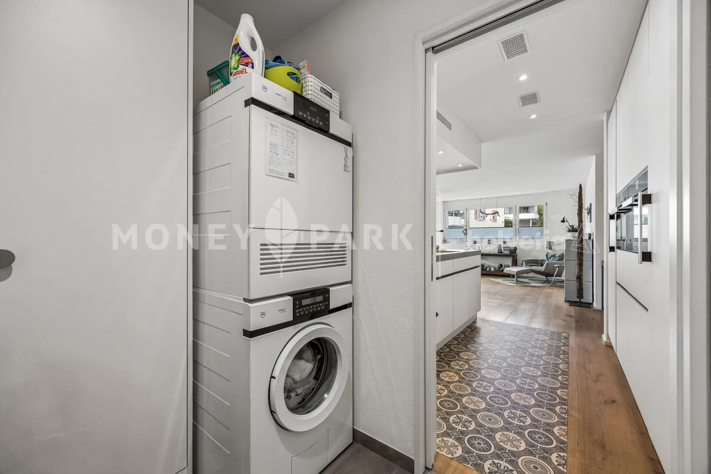 Exklusive 4.5-Zimmer-Wohnung - Foto 4 von 13