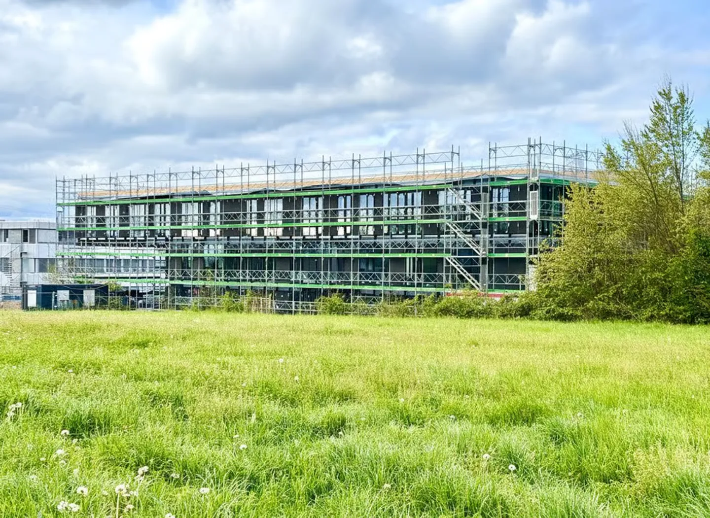 Gewerbefläche am Ende der Bauarbeiten in einem Industriegebiet in Saint-Prex - Foto 1 von 13