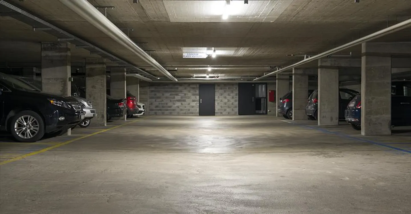 Place intérieure pour 2 roues - Photo 4 sur 8