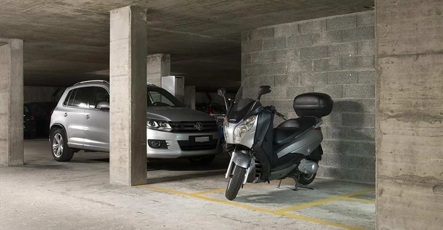 Place intérieure pour 2 roues - Photo 6 sur 8