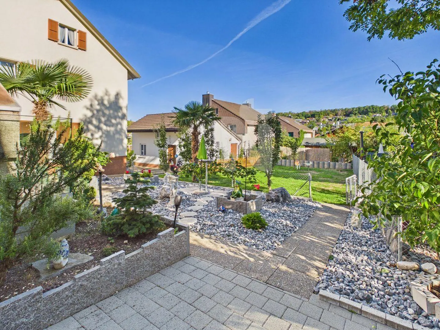 Spacious, family-friendly and modern with garden and panoramic view - Photo 7 of 13