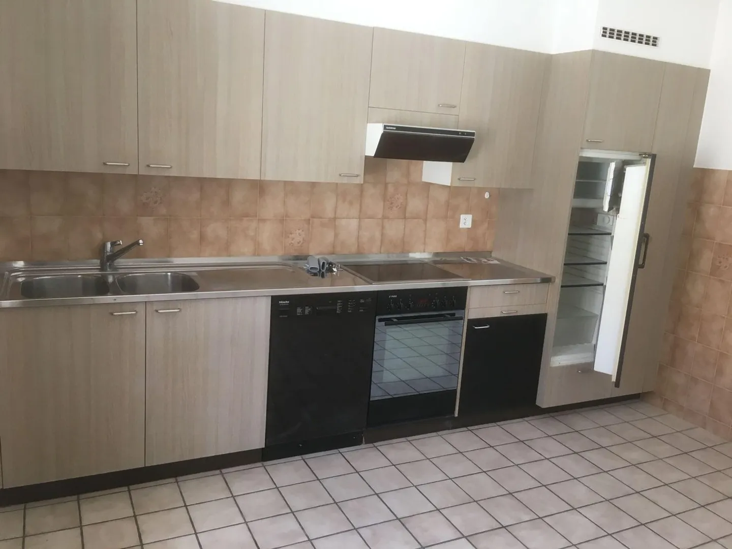 Bel appartement de 4 pièces à louer à Tramelan - Photo 6 sur 8