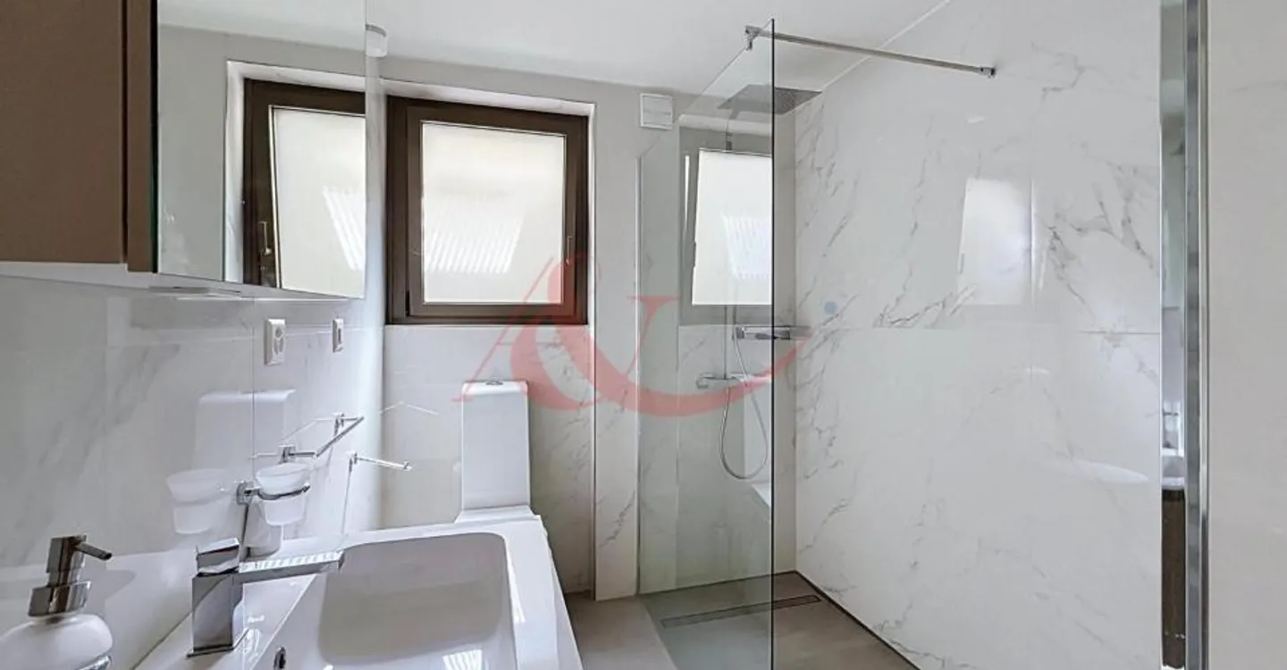 Your exceptional refuge in the heart of Crans! - Photo 10 of 11