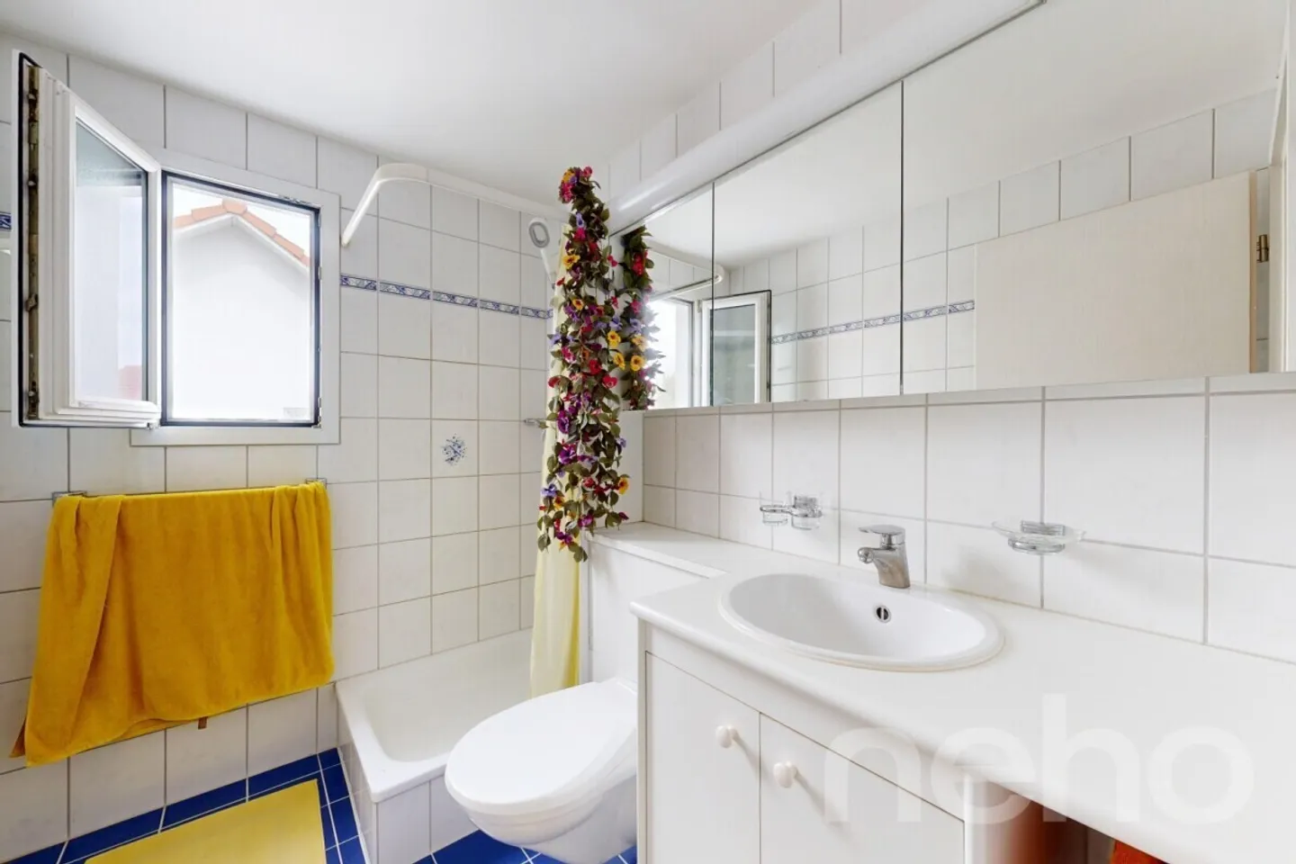 Casa bifamiliare di 5 stanze ben tenuta con giardino a bassa manutenzione - Foto 11 di 12