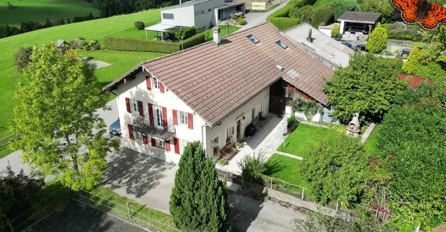 Charming village house with 2 apartments - Photo 1 of 13