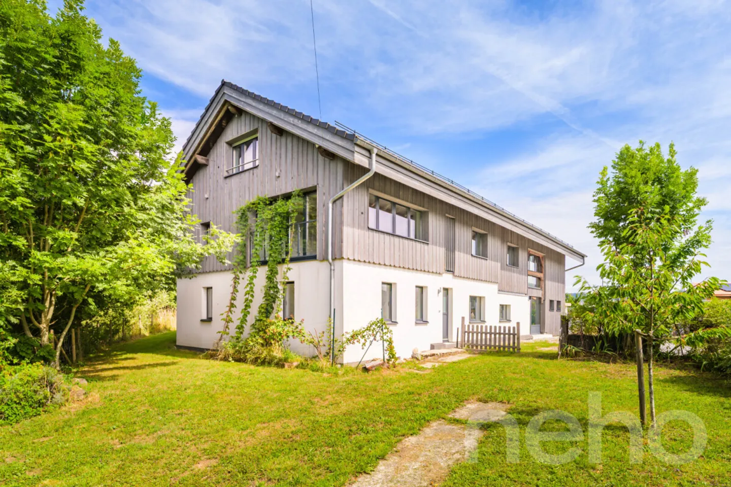 Immeuble résidentiel à vendre - Photo 1 sur 12