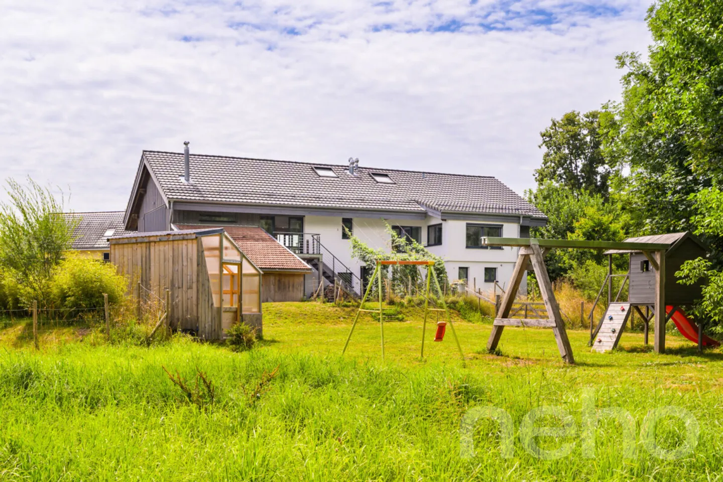 Immeuble résidentiel à vendre - Photo 2 sur 12