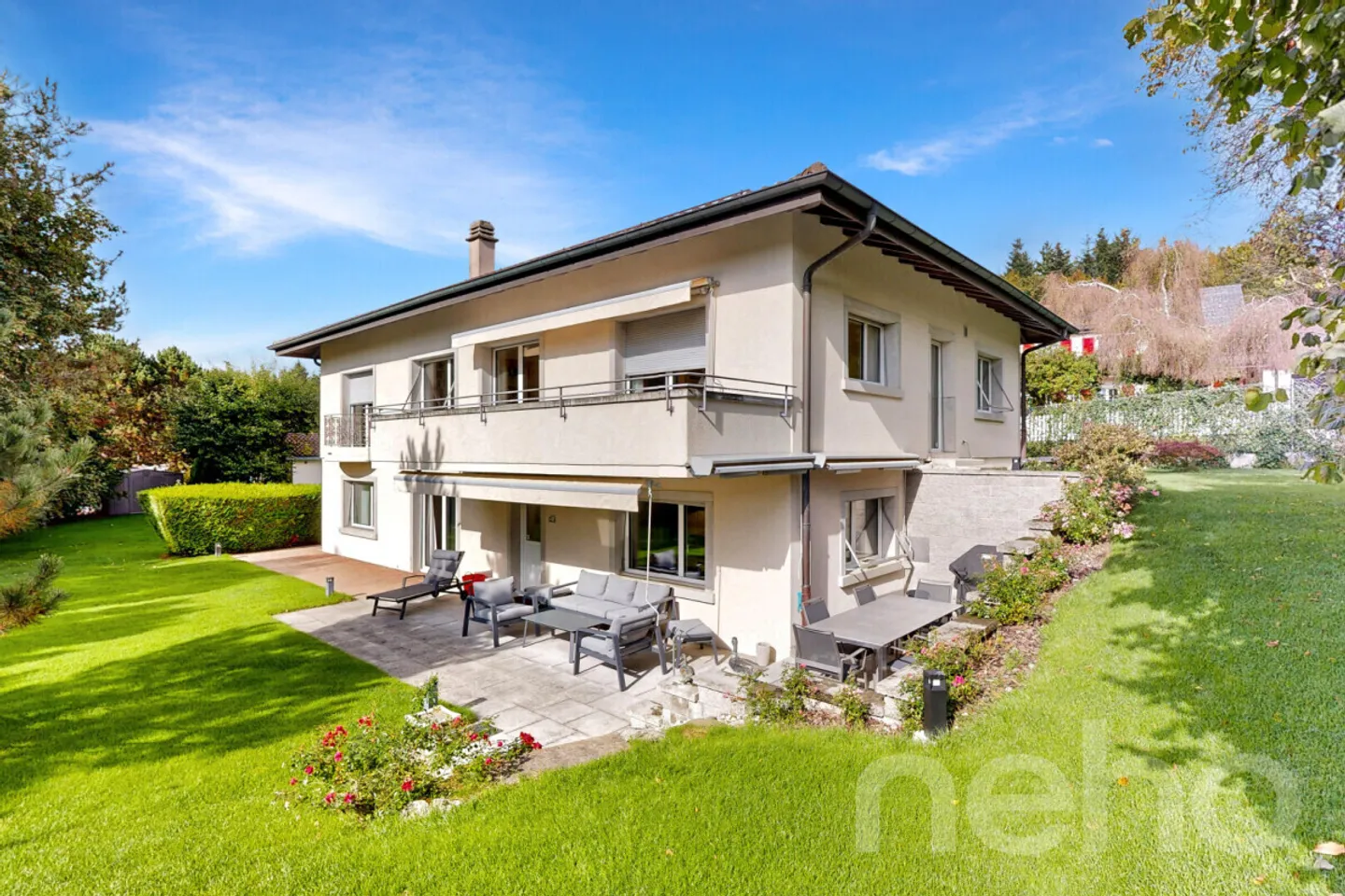 „Splendida casa indipendente in posizione tranquilla nelle colline di Losanna“ - Foto 1 di 12