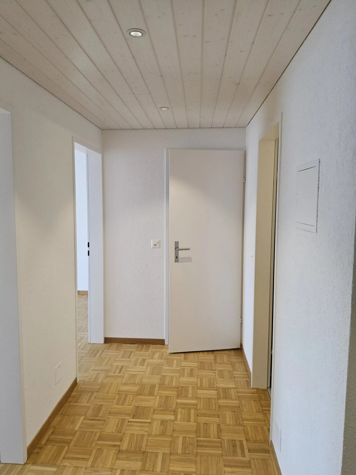 Zu vermieten: Sanierte 3½ Zimmer-Wohnung (2. OG ohne Lift) in Wichtrach! - Photo 6 of 13