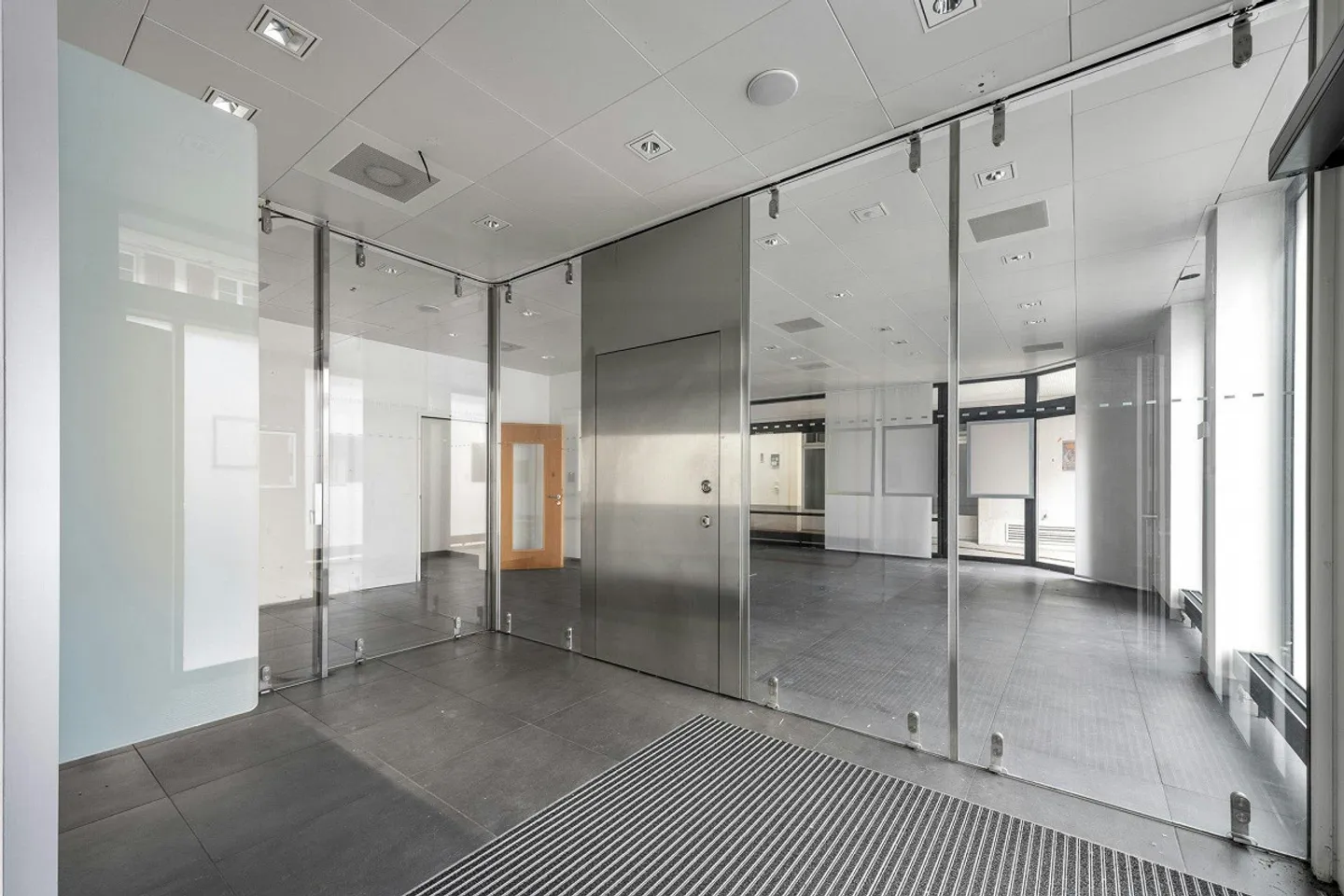 Ihre ca. 154 m² Gewerbefläche mitten im Stedtli! - Foto 3 von 10