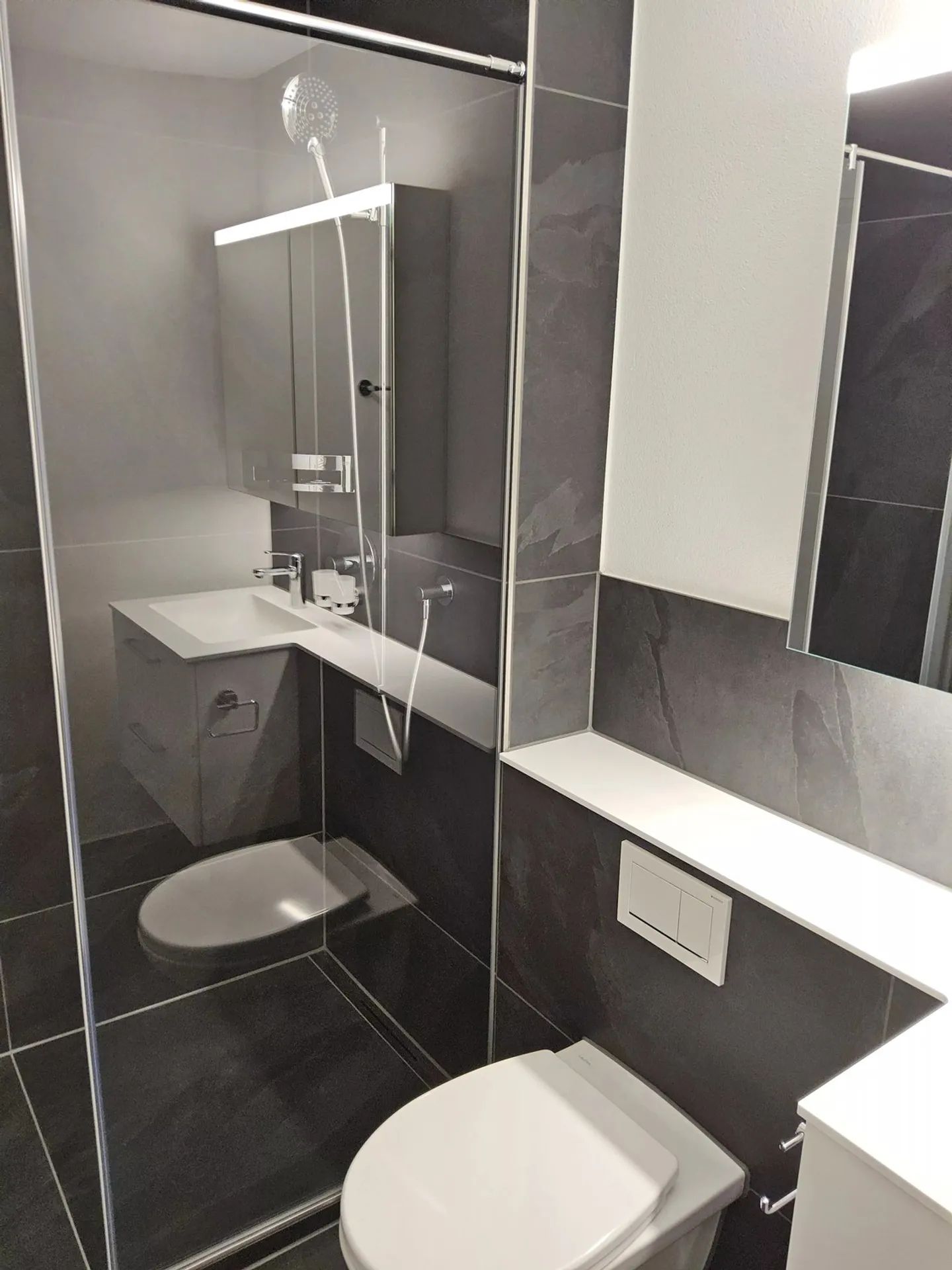 Zu vermieten: Sanierte 3½ Zimmer-Wohnung (2. OG ohne Lift) in Wichtrach! - Photo 11 of 13