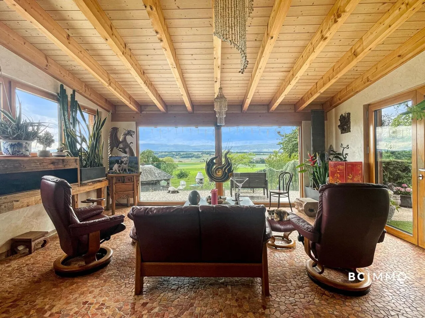 Extraordinary property on the outskirts of Lausanne - Photo 4 of 10