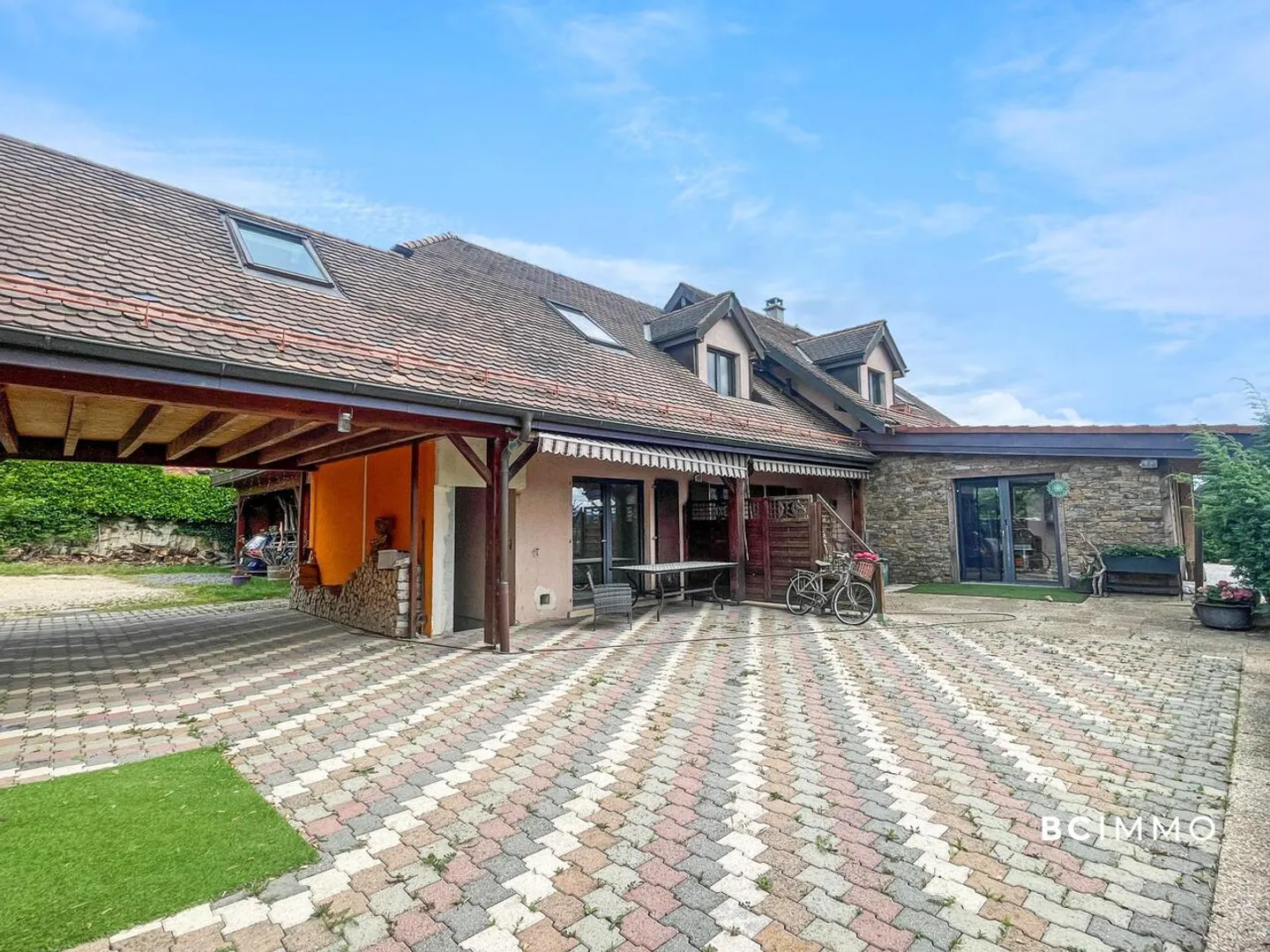 Extraordinary property on the outskirts of Lausanne - Photo 6 of 10