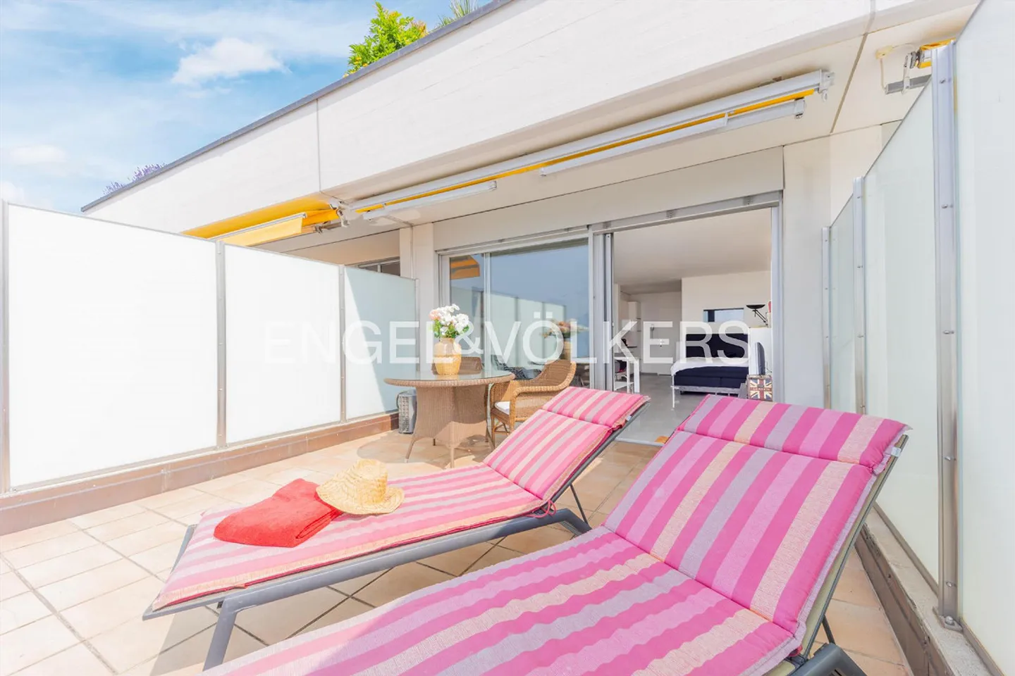 Appartamento con 1,5 stanze: Appartamento con terrazza e vista magnifica - Foto 3 di 13